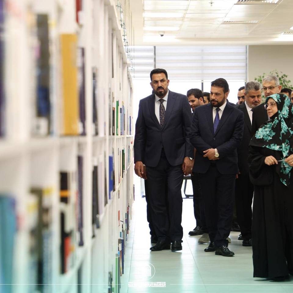 A government delegation visits the central library at Al-Zahraa University  for Women